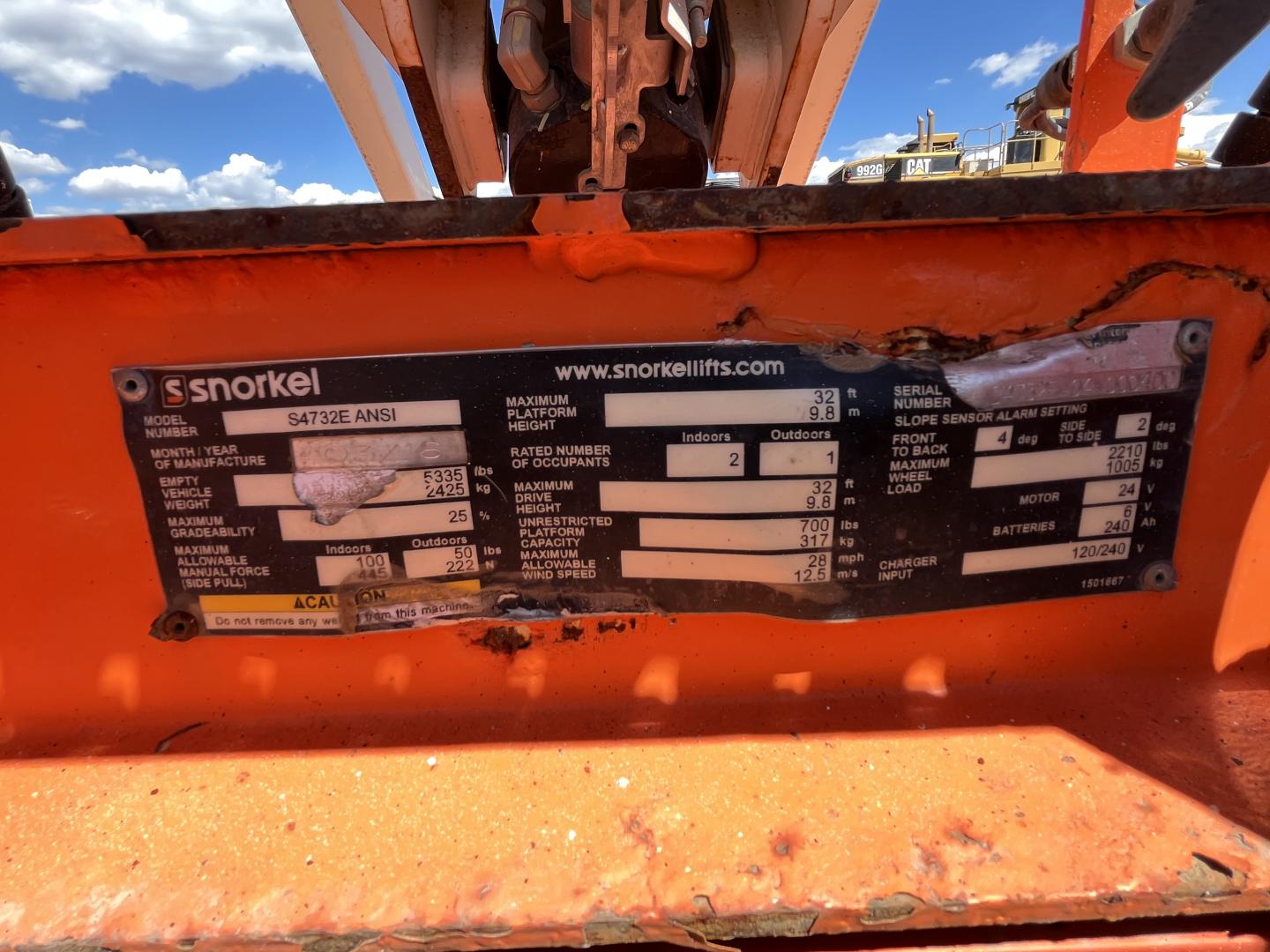 ./imagenes/INVOICE/2019/16862/ASCENSOR TIPO TIJERA SNORKEL S4732E (12).JPG